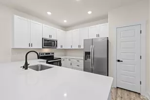 6457 Myrtle Hill Cir, Pensacola, FL 32506 - Photo 3