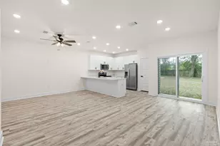 6457 Myrtle Hill Cir, Pensacola, FL 32506 - Photo 5