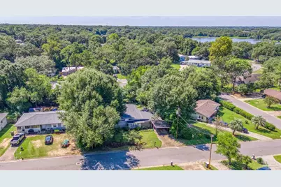 921 Lagoon Dr, Pensacola, FL 32505 - Photo 9