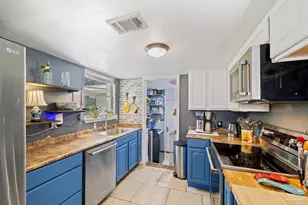 921 Lagoon Dr, Pensacola, FL 32505 - Photo 23