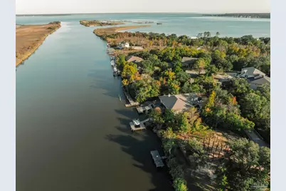 2022 Mackey Key Dr, Pensacola, FL 32514 - Photo 13