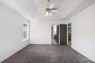 332 Twisted Oak Dr, Cantonment, FL 32533 - Photo 9