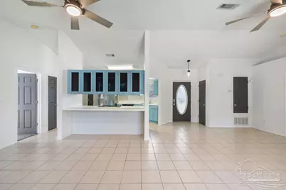 332 Twisted Oak Dr, Cantonment, FL 32533 - Photo 3