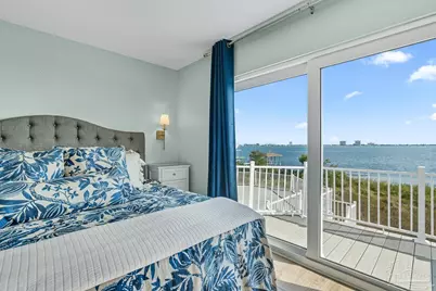 1119 Soundview Trl, Gulf Breeze, FL 32561 - Photo 33