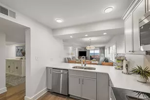 1600 Via De Luna Dr, Pensacola Beach, FL 32561 - Photo 7