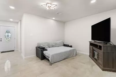 305 N Madison, Pensacola, FL 32505 - Photo 9