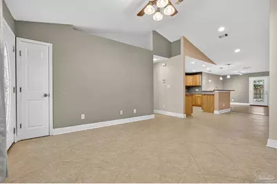 7117 Dale St, Pensacola, FL 32503 - Photo 9