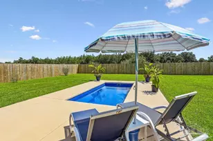 6234 Pineapple DR, Milton, FL 32570 - Photo 3