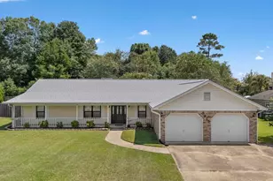 3219 Windmill Cir, Cantonment, FL 32533 - Photo 1