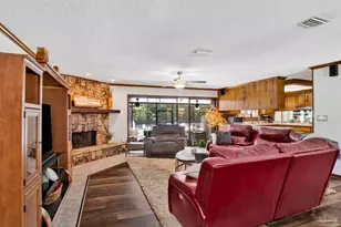 16531 Innerarity Point Rd, Pensacola, FL 32507 - Photo 13