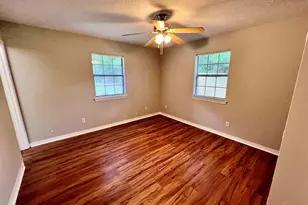 5905 Pamela Dr, Milton, FL 32570 - Photo 19