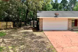 5905 Pamela Dr, Milton, FL 32570 - Photo 3