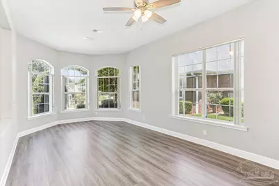 2010 Downing Dr, Pensacola, FL 32505 - Photo 7