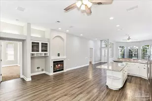 2010 Downing Dr, Pensacola, FL 32505 - Photo 11