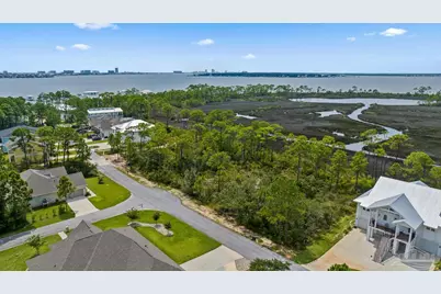 5400 North Shore Rd, Pensacola, FL 32507 - Photo 5