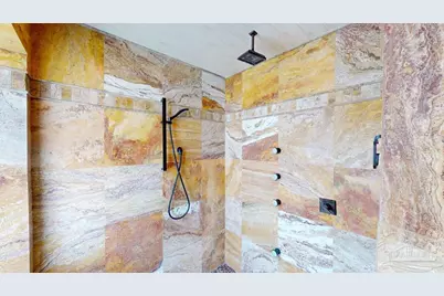 2221 Oxford Dr, Pensacola, FL 32503 - Photo 9