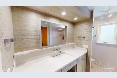 2221 Oxford Dr, Pensacola, FL 32503 - Photo 13