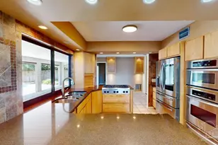 2221 Oxford Dr, Pensacola, FL 32503 - Photo 5