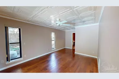 2221 Oxford Dr, Pensacola, FL 32503 - Photo 7