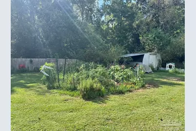 1347 Woodfield Dr, Cantonment, FL 32533 - Photo 49