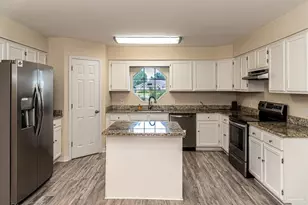 2528 Tarkiln Oak Circle, Pensacola, FL 32506 - Photo 13