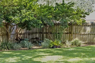 2208 McLeod St, Pensacola, FL 32502 - Photo 51