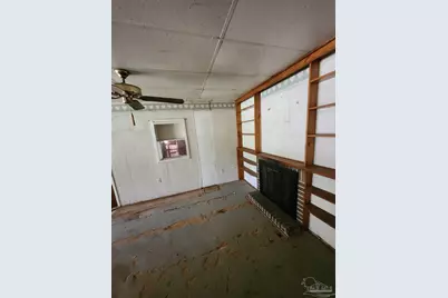 7717 Pontiac Dr, Pensacola, FL 32506 - Photo 9