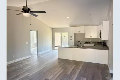 5585 Santa Monica St, Milton, FL 32583 - Photo 3