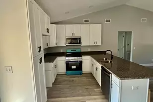 5585 Santa Monica St, Milton, FL 32583 - Photo 5