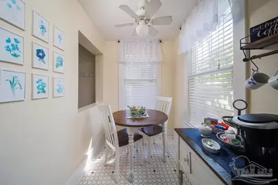 800 N 17th Ave, Pensacola, FL 32501 - Photo 11