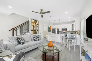 1940 Barrancas Ave, Pensacola, FL 32502 - Photo 3