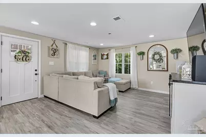 2436 Renfroe Rd, Pace, FL 32571 - Photo 5