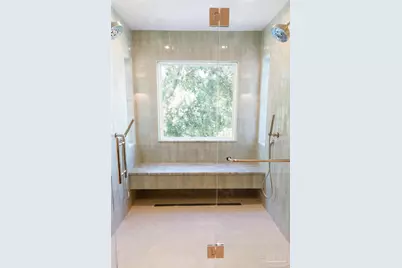 113 Bayshore Dr, Pensacola, FL 32507 - Photo 37