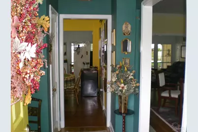 1750 N Reus St, Pensacola, FL 32501 - Photo 5