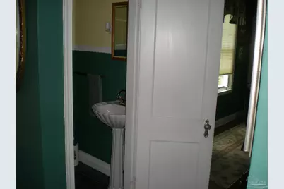 1750 N Reus St, Pensacola, FL 32501 - Photo 7