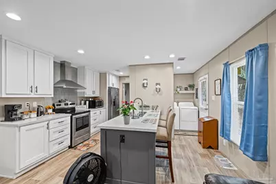 2401 San Juan Grande, Pensacola, FL 32507 - Photo 9