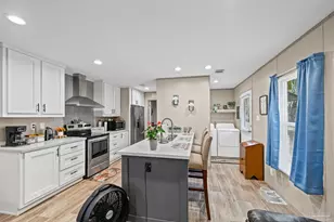 2401 San Juan Grande, Pensacola, FL 32507 - Photo 9