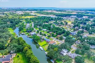 3290 Bayou Dr, Pensacola, FL 32505 - Photo 39