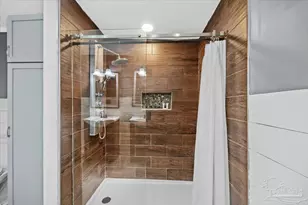 3290 Bayou Dr, Pensacola, FL 32505 - Photo 23