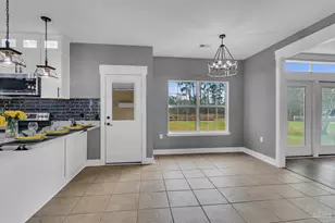 7390 San Ramon Dr, Milton, FL 32583 - Photo 11