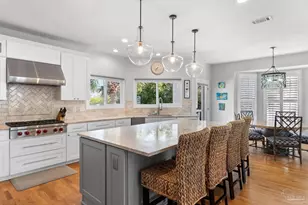 25 Calle Hermosa, Pensacola Beach, FL 32561 - Photo 11