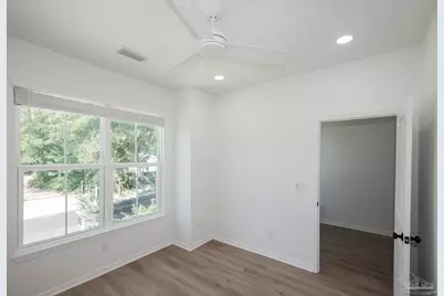 740 Van Kirk Ave, Pensacola, FL 32503 - Photo 17