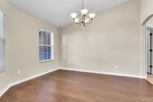 5305 Dalton Cir, Milton, FL 32570 - Photo 5