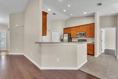 5305 Dalton Cir, Milton, FL 32570 - Photo 9