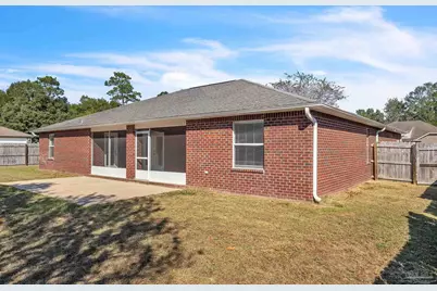 5305 Dalton Cir, Milton, FL 32570 - Photo 29