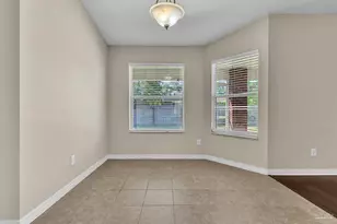 5305 Dalton Cir, Milton, FL 32570 - Photo 11