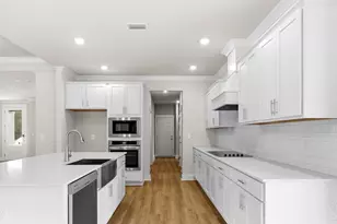 5888 Greenfield St, Pace, FL 32571 - Photo 5