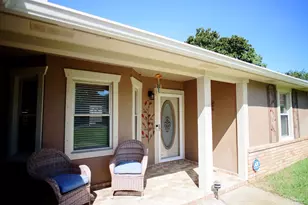 3876 Mariners Dr, Gulf Breeze, FL 32563 - Photo 3