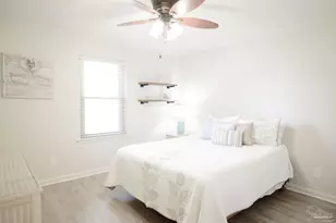 3876 Mariners Dr, Gulf Breeze, FL 32563 - Photo 21