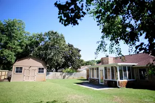 3876 Mariners Dr, Gulf Breeze, FL 32563 - Photo 37